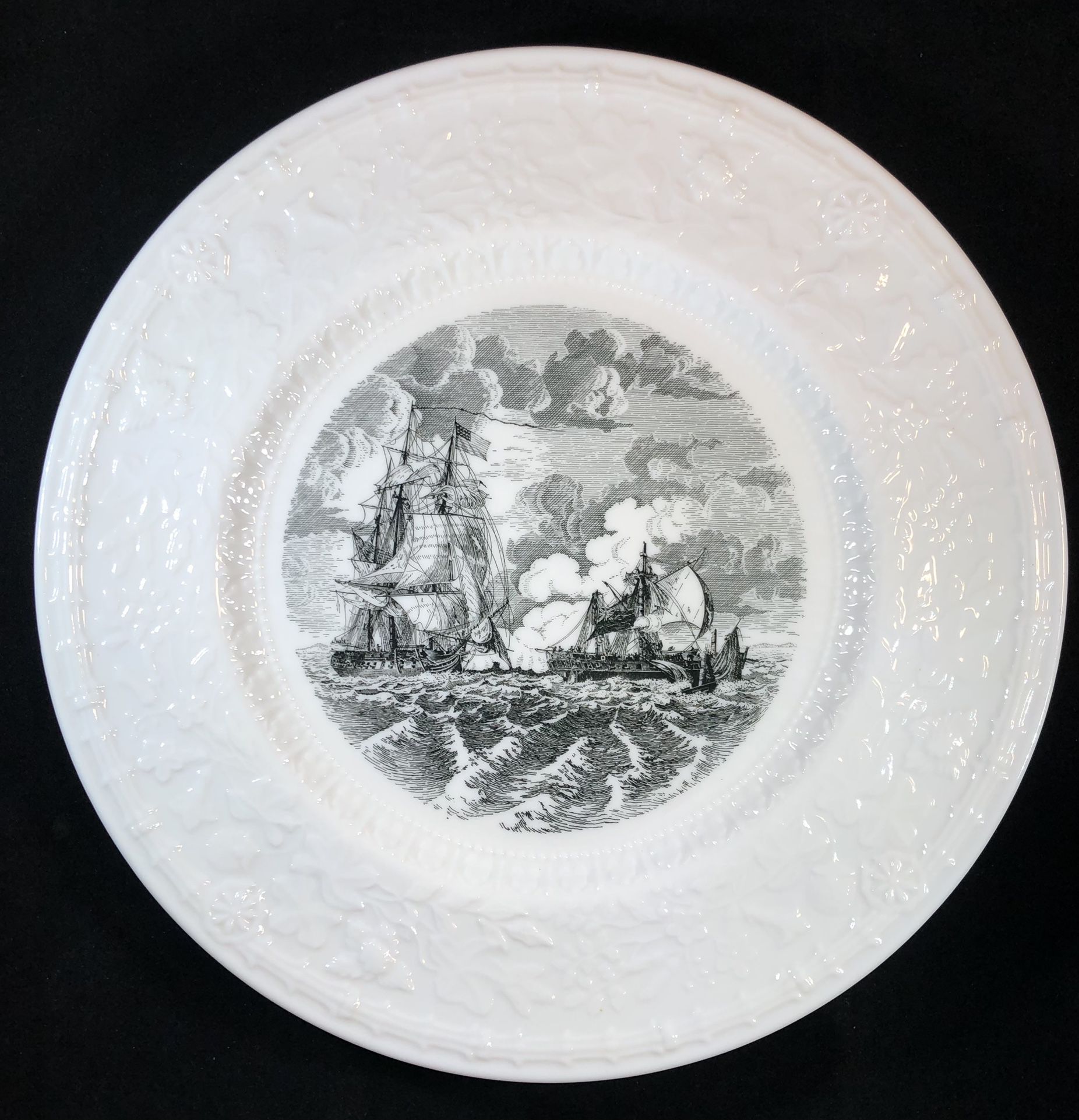 Shenango Naval Plate Series #9 The Constitution and the Java, Black and White Plate