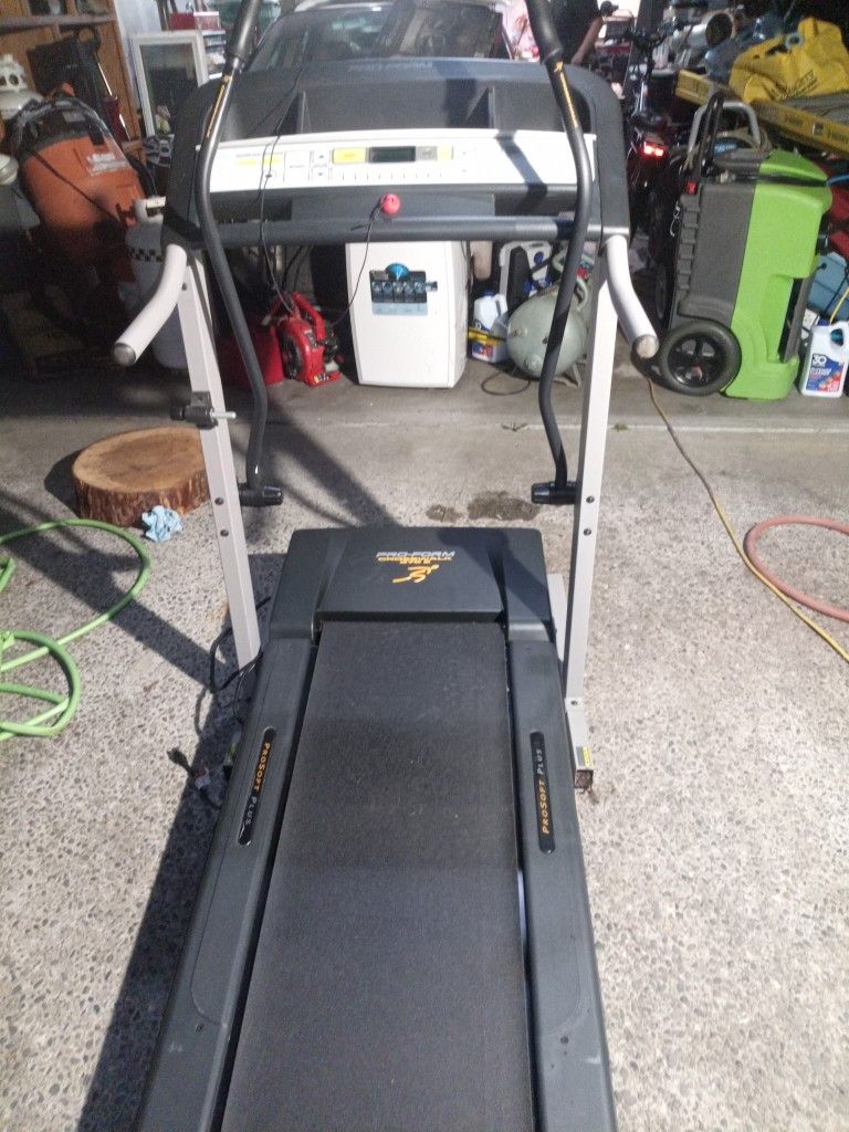 Proform Crosswalk 375E Treadmill