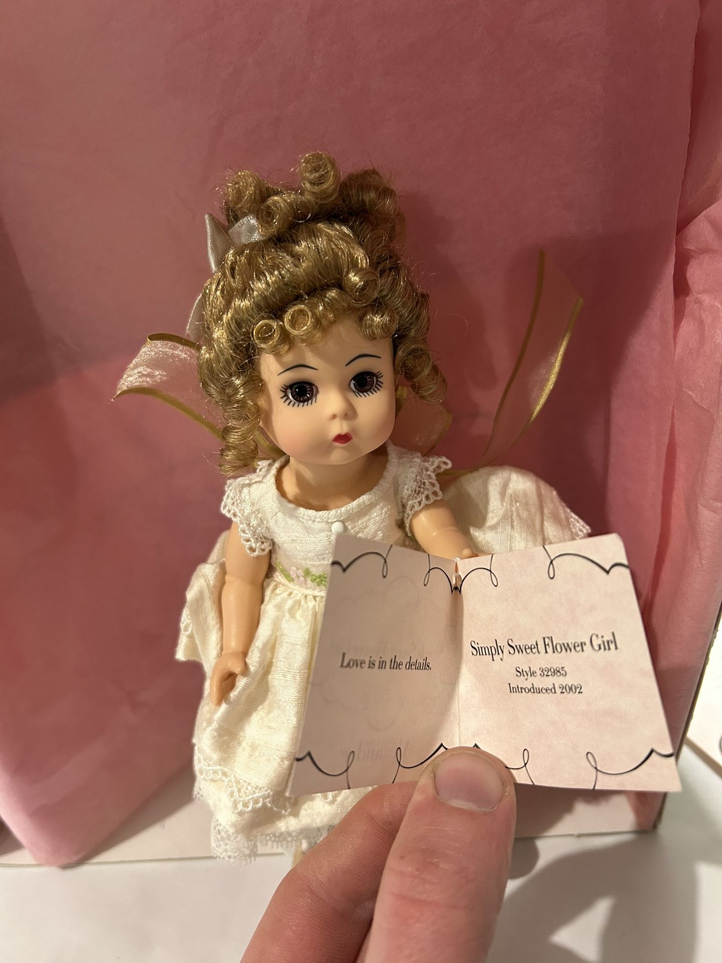 Madame Alexander “Simply Sweet Flower Girl”2002 8” Doll Bouquet #32985 EUC