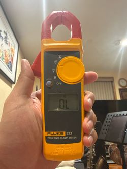 Fluke 323 meter