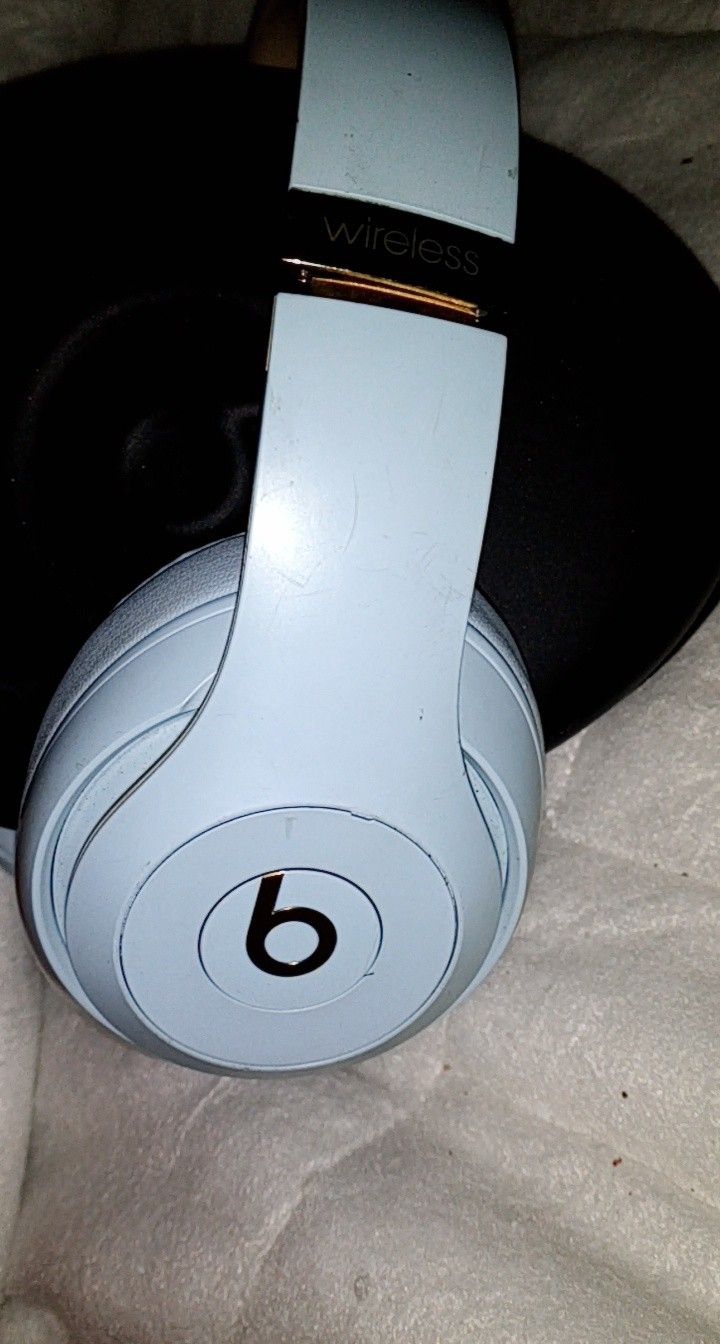 Beats by Dre Studio 3 Wireless Bluetooth Headphones