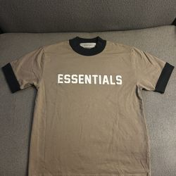 Essentials T-shirt Youth Size 8