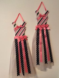 2 Princess wall hanging artwork