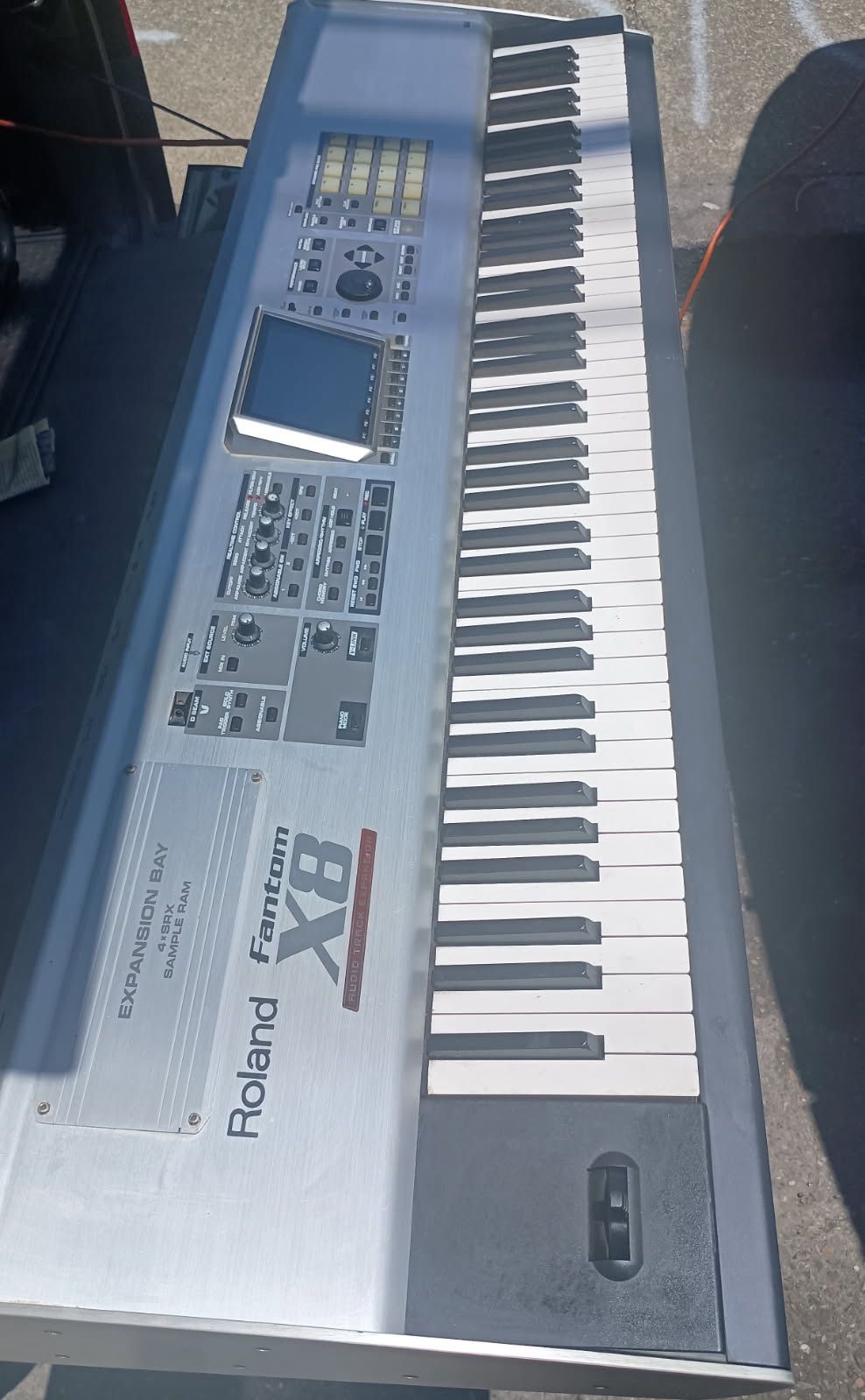 Roland Fantom X8 Studio Mixer/Keyboard
