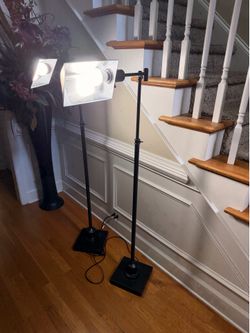 Floor lamp