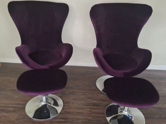 2 Beautiful chairs