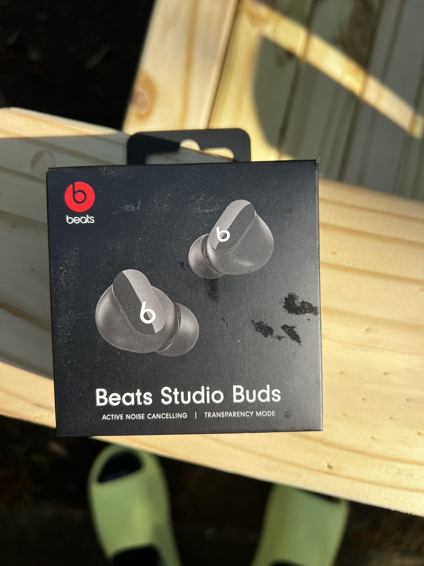 Beats Studio Buds