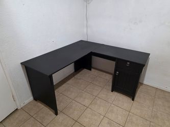 FREE Bush Furniture Salinas L-Shaped Desk: Vintage Black, 60" x 60"