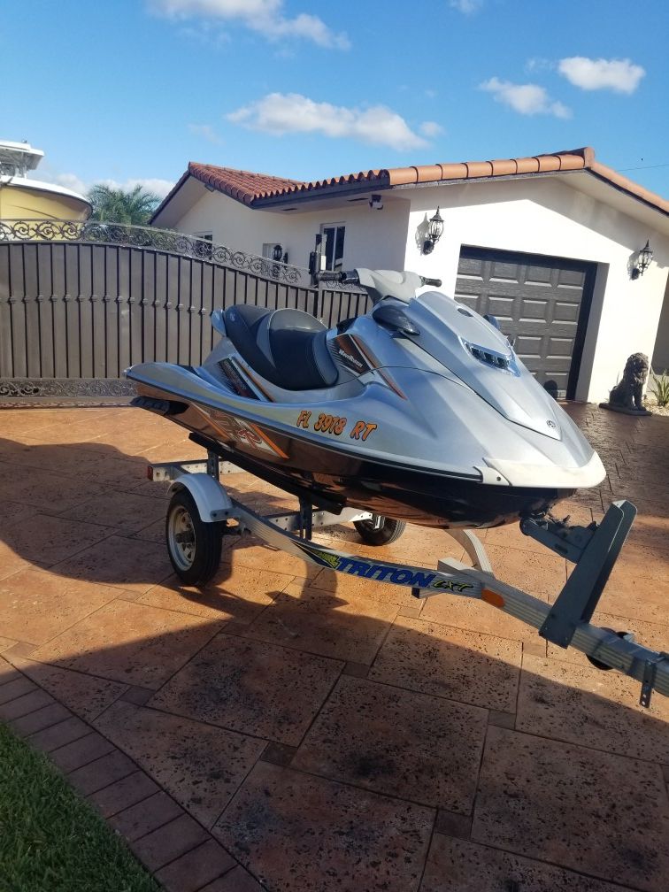 2011 Yamaha VXR Supercharged for Sale in Miami, FL OfferUp