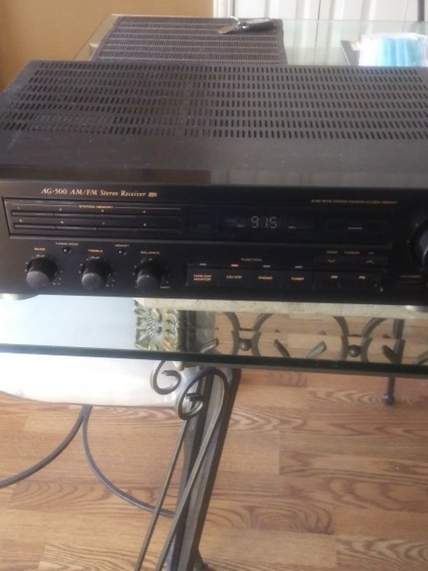 TEAC AG-500 AM/FM Stereo Receiver UR