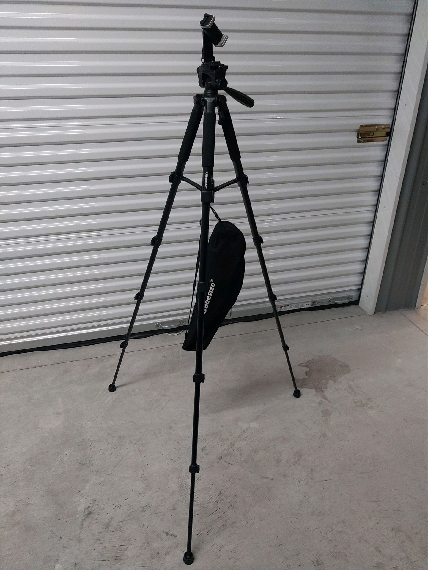 Camera Tripod w/ Fob