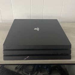 PS4 Pro 