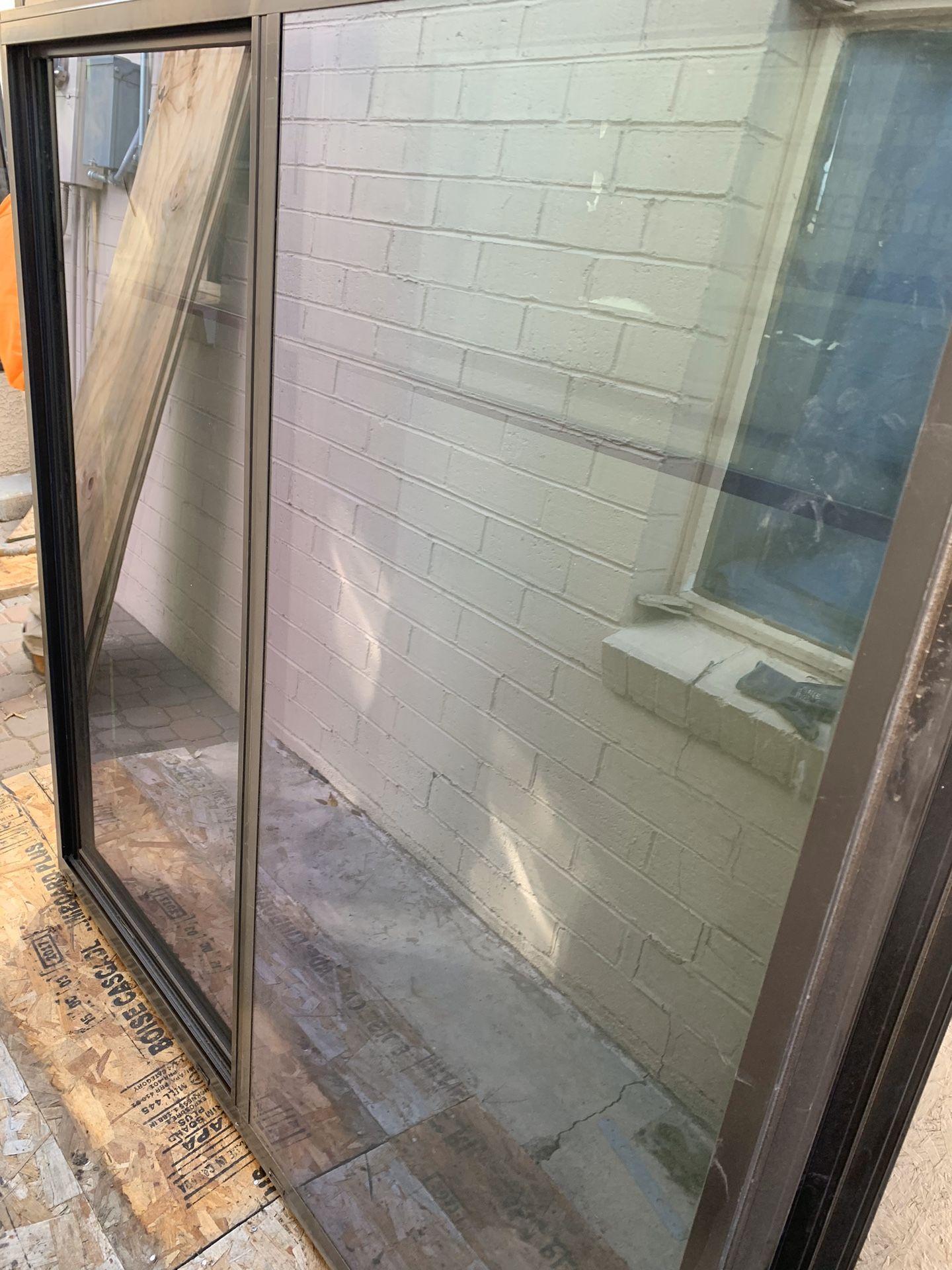 6 house windows 5x5 ( New ) dark glass (115 ea) for Sale in Phoenix