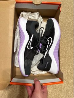 Size 7 Womens / 5.5M - Nike MC TRAINER 2 Workout Training Shoes BLACK Violet