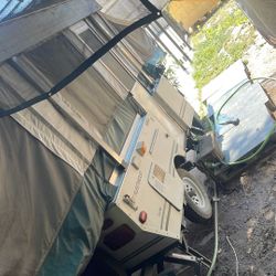 2007 Fleet Wood Pop Up Camper 
