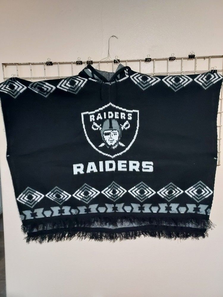 RAIDERS HOODED PONCHO 