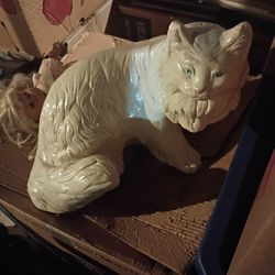 Vintage Large Ceramic Persian Cat Statue Life Size 17" Long Green eyes
V
vikingpower87 (308) same price $245 pick up only 865 Ellsworth avenue right o