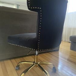 Beautiful Office Chair 