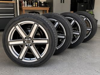 24” Giovanna Wheels & Falken Tires • Yukon Denali Tahoe Escalade Silverado