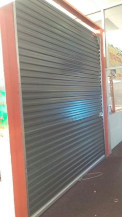 Stores doors