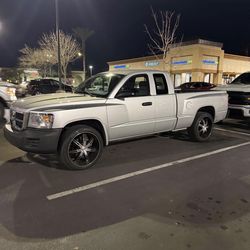 2008 Dodge Dakota