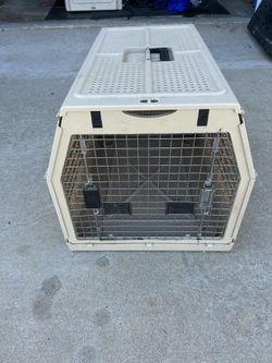 Nylabone MediumFolding Dog Kennel