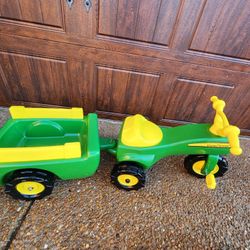*** JOHN DEERE PEDAL CAR W/ WAGON ***