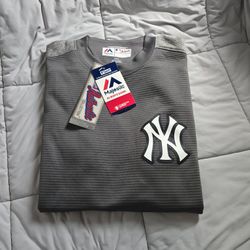 Majestic New York Yankees Pullover Fleece Shirt