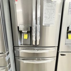 LG 4 Door Refrige With Fresh Drawer And Craft Ice Maker Model: LRMDS3006S Unused 