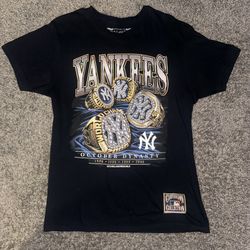Yankees Graphic Tee