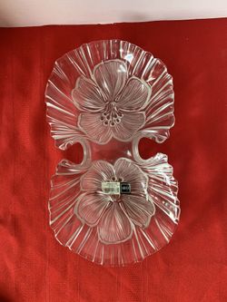 Mikasa Hibiscus Frost Divided Crystal Server 13”