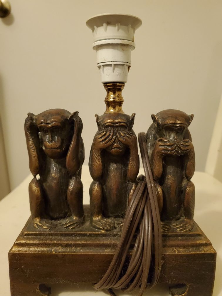 Three Wise Monkeys Lamp (Antique)