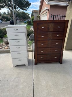 Both great dressers for $100 or will sell separately👍