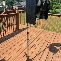 Rhode Microphone With Stand 