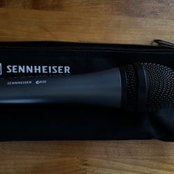 Sennheiser Mic with AMP cord 