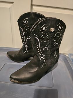   Leather boots 8.5