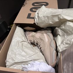 Yeezy 500 Tactical Boot - Sand 