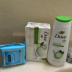 Jabón Y Body Wash Y Toallas Desmaquillantes 