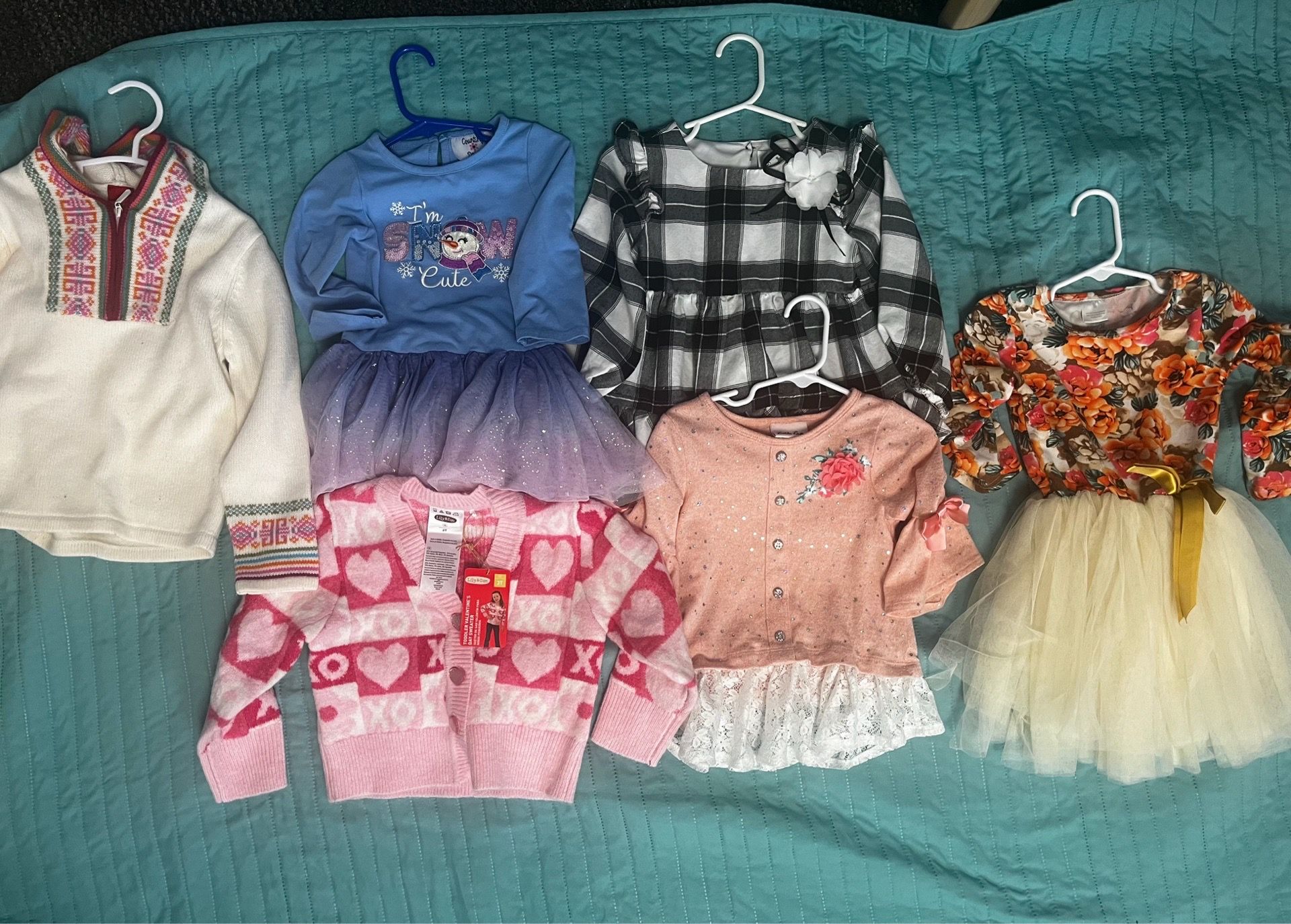 Toddler Girls Dresses & Sweaters