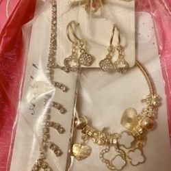 Woman’s Set 