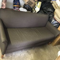 Need Gone Sofa Couch 3 Seater Sofa/couch  Delivery Available .