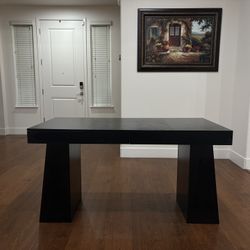 Modern Dinning Room/ Coffee Table 