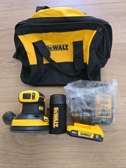 Dewalt Random Orbit Sander 20v with battery and charger