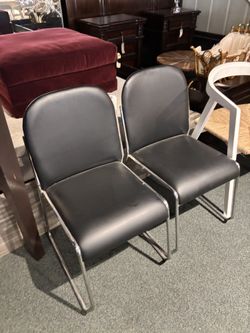 Set of 2 modern chrome Chairs SKU 6T3V4C