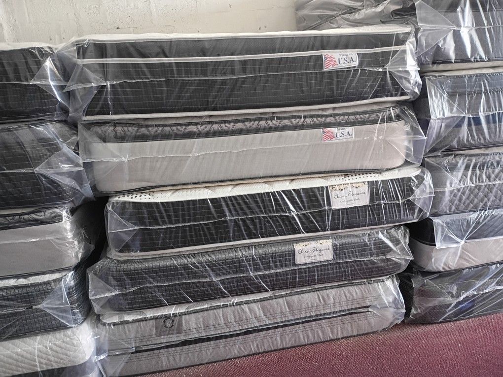 🙋I HAVE ALL SIZES AVAILABLE BRAND NEW🤷
👀👀 good quality and good special prices 👀👀
         ----TWIN ----FULL---- QUEEN--- KING----
MATTRESS AND 