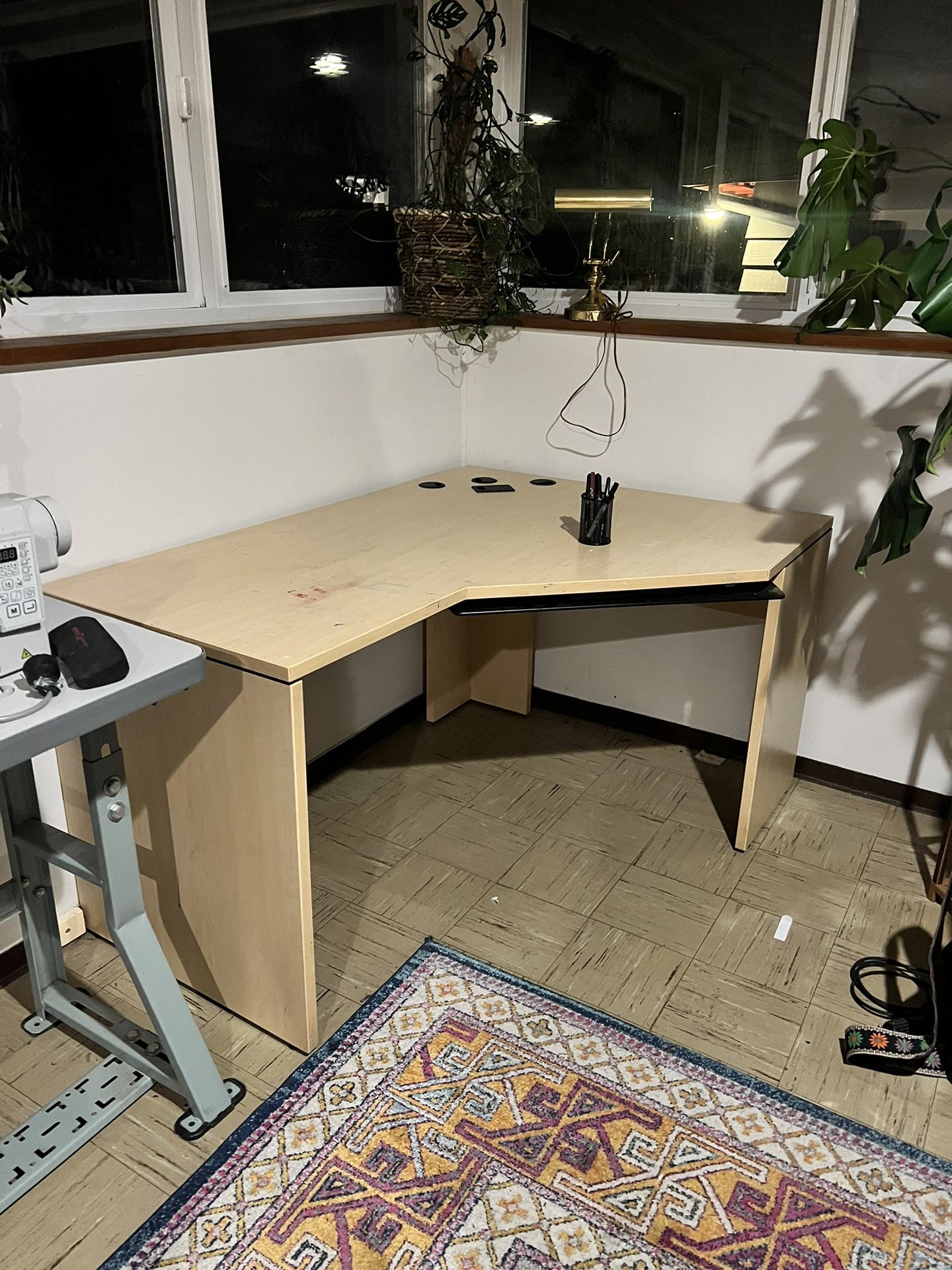 FREE Corner Desk - Sliding Keyboard Rack And Cable Cut-outs