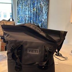 YETI Hopper 30M Series Portable Soft Coolers with MagShield Access