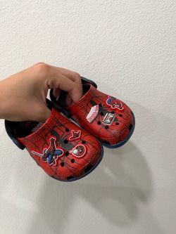Spiderman crocs (6c)