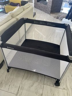 Joovy Room 2 Pack And Play Baby Pin *Retails For $150