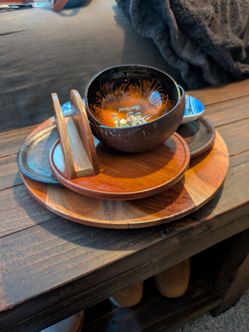 Thailand Coconut Shell Bowl with Wooden Plates Set